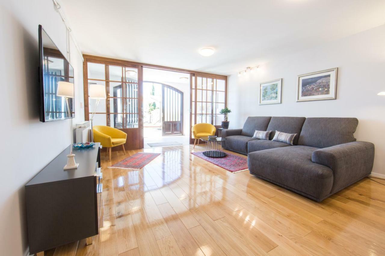 Melody M Apartment With Private Pool Σπλιτ Εξωτερικό φωτογραφία
