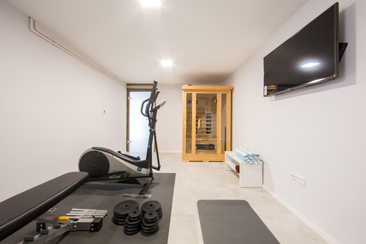 Melody M Apartment With Private Pool Σπλιτ Εξωτερικό φωτογραφία