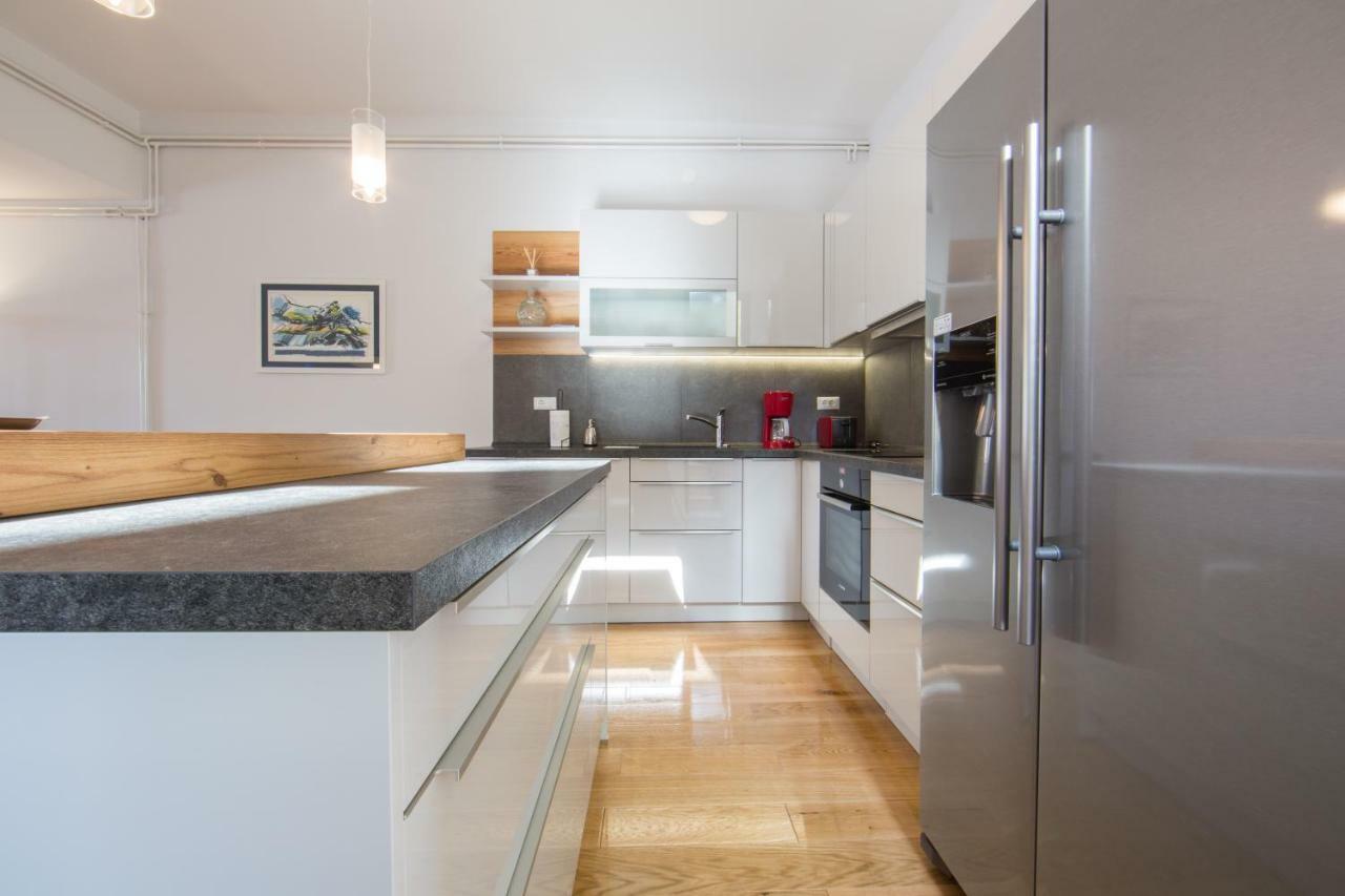 Melody M Apartment With Private Pool Σπλιτ Εξωτερικό φωτογραφία