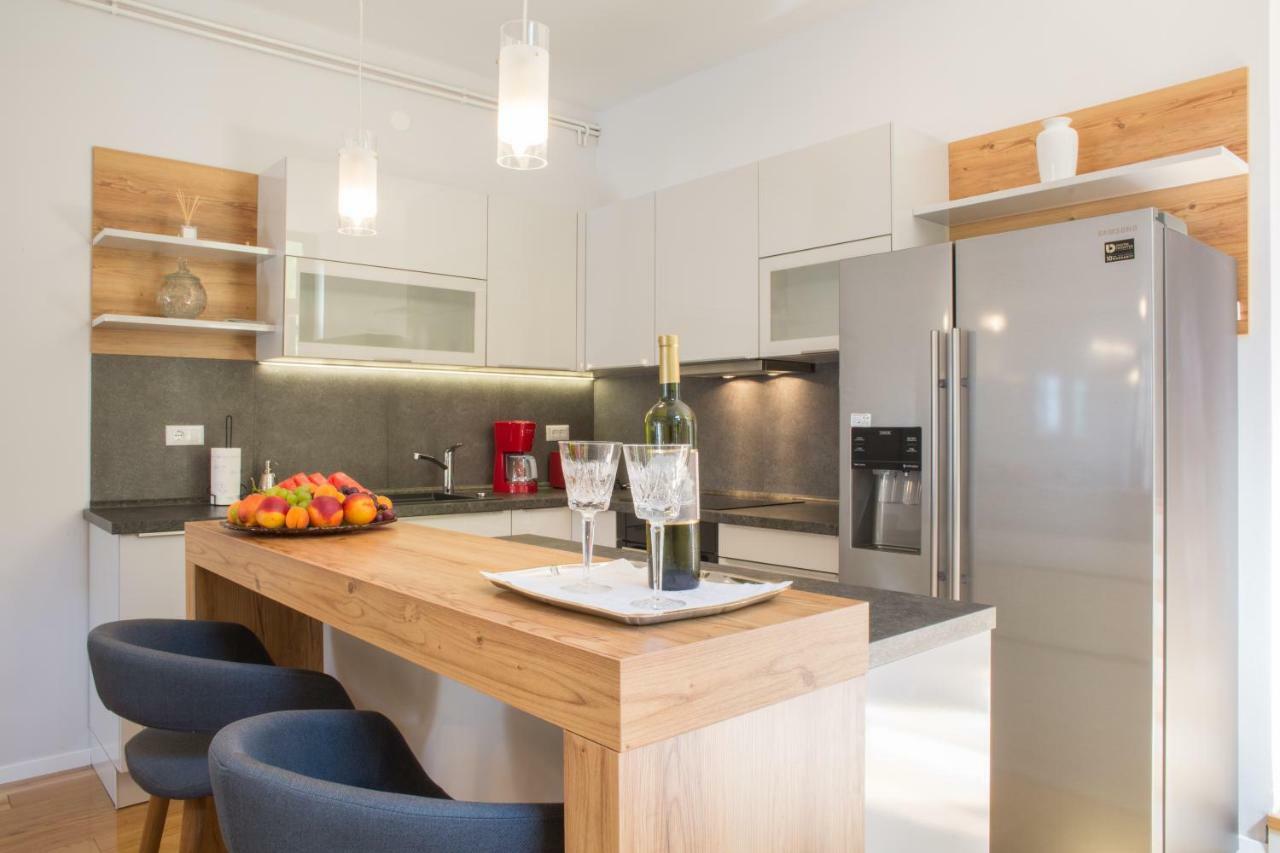 Melody M Apartment With Private Pool Σπλιτ Εξωτερικό φωτογραφία