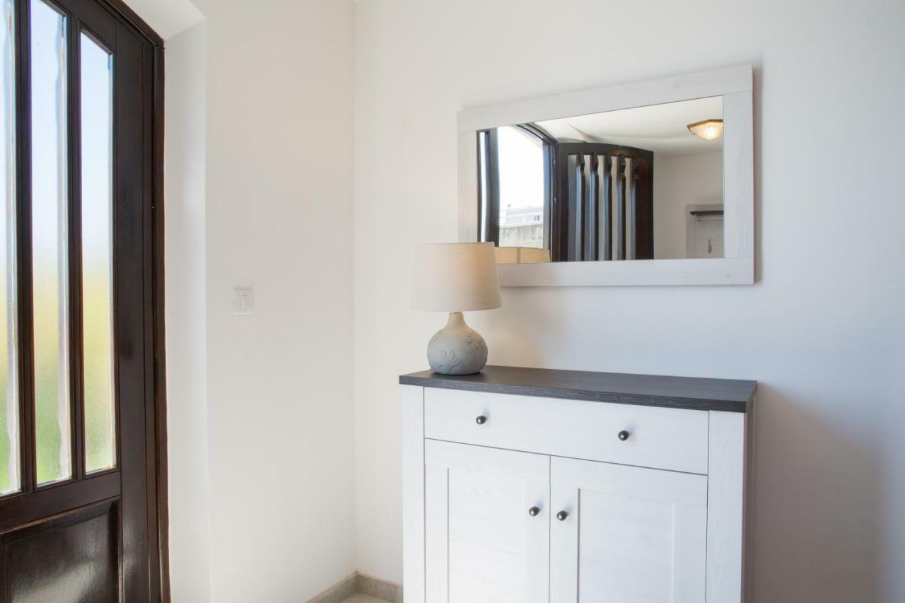 Melody M Apartment With Private Pool Σπλιτ Εξωτερικό φωτογραφία