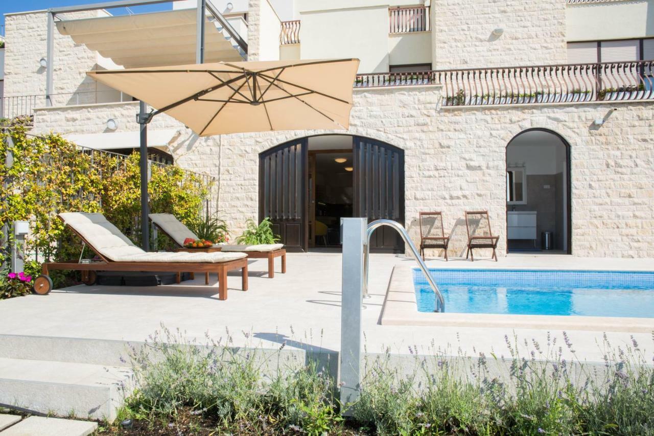 Melody M Apartment With Private Pool Σπλιτ Εξωτερικό φωτογραφία